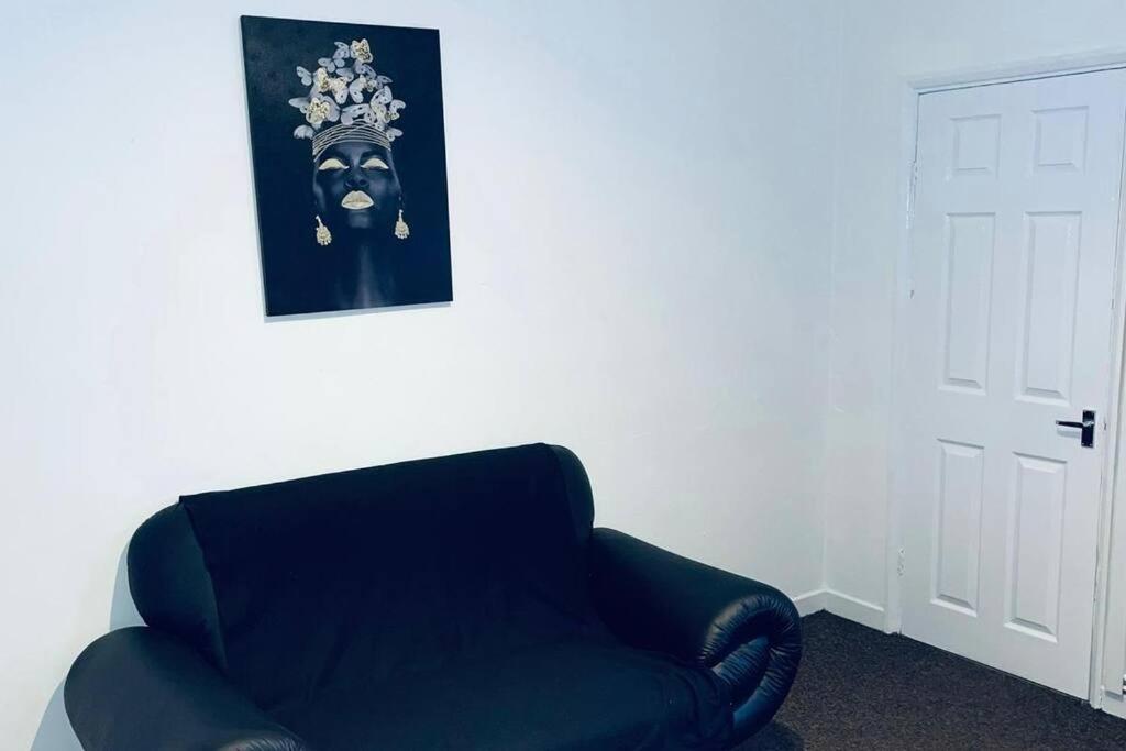 Comfortable Town House In Coventry City Centre Villa Kültér fotó