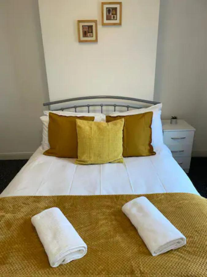 Comfortable Town House In Coventry City Centre Villa Kültér fotó